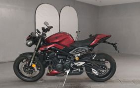 TRIUMPH STREET TRIPLE RS HDA614