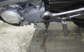 HONDA VTR 250 MC33