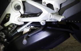 DUCATI STREETFIGHTER V4 S 2021