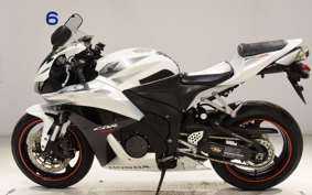 HONDA CBR600RR GEN 3 PC40