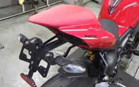 DUCATI STREETFIGHTER V4 S 2023