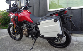 HONDA CRF1000L AFRICA TWIN 2017 SD04