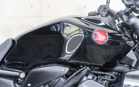 HONDA CB1000R 2023 SC80