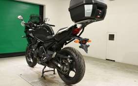 YAMAHA XJ6 2011