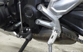 TRIUMPH TRIDENT 660 2023