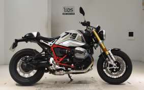 BMW R NINE T 2021
