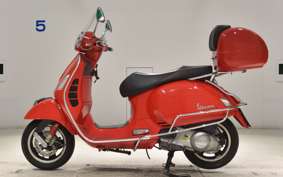 VESPA GTS300 IE 2015