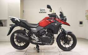 SUZUKI Vｽﾄﾛｰﾑ250 2018