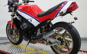 YAMAHA RZ250R 1985 29L