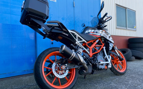 KTM 390 DUKE 2023 JPJ40
