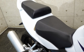 SUZUKI SV1000S 2005 VT54A