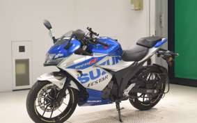SUZUKI GIXXER 250 SF