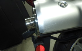 SUZUKI Vｽﾄﾛｰﾑ650 2013