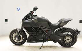 DUCATI DIAVEL Carbon 2016