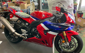 HONDA CBR1000RR-R FB SP 2024 SC82
