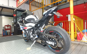 BMW S1000RR M 2023 0E61