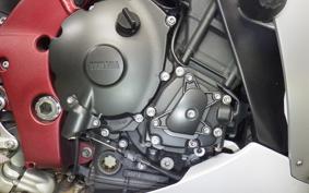 YAMAHA YZF-R1 2009 RN24J