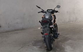 HONDA  HORNET 160R KC23