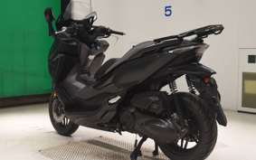 HONDA FORZA 250 2004 MF13