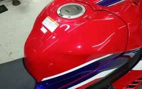 HONDA CBR1000RR R 2023 SC82