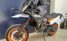 KTM 890 SMT TS640