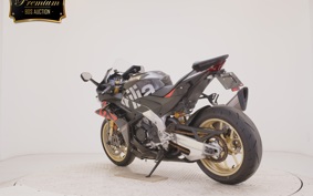 APRILIA RSV4 1100ファクトリ 2022