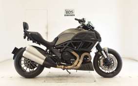 DUCATI ディアベルストラー(ショル