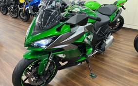 KAWASAKI NINJA 1000 ABS 2018 ZXT00W