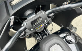 HARLEY FXLRST 2025 YXZ