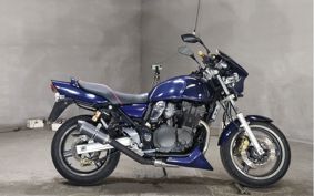 SUZUKI INAZUMA 400 GK7BA