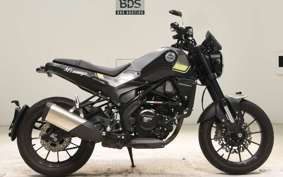 BENELLI レオンチーノ250 2020