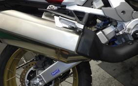 HONDA CRF1100L AFRICA TWIN 2022 SD10