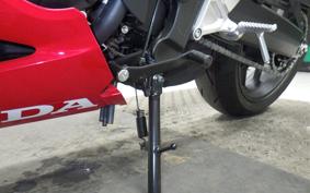 HONDA CBR650R E-Clutch 2025 RH17