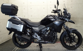 SUZUKI STROM 250 DS11A