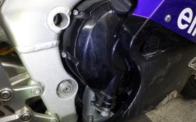 YAMAHA YZF-R1 2001