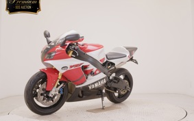 YAMAHA YZF-R7 2001