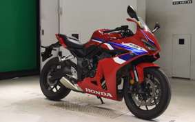 HONDA CBR650R E-Clutch 2025 RH17
