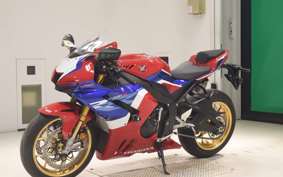HONDA CBR1000RR RSP 2024 SC82