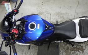 SUZUKI GSR750 A 2013 GR7NA