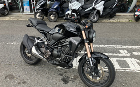 HONDA CB250R MC52