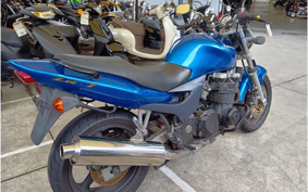 KAWASAKI ZR 700 2000 ZR750F