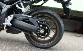 HONDA CB650R E-Clutch 2025 RH17