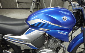 YAMAHA YBR125