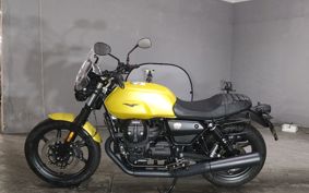 MOTO GUZZI V7 STONE 2023 ..