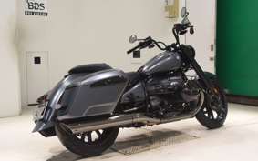 BMW R18 2023