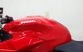 DUCATI SUPER SPORT S 2017 VA01
