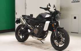 HUSQVARNA スバルトピレン801 2025