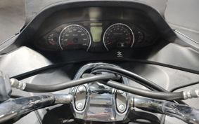 SUZUKI SKYWAVE 250M CJ45A