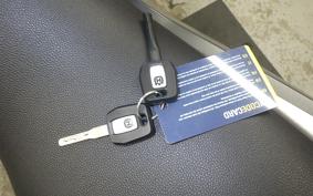 HUSQVARNA SVARTPILEN 125 2019