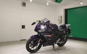 YAMAHA YZF-R25 A 2011 RG74J